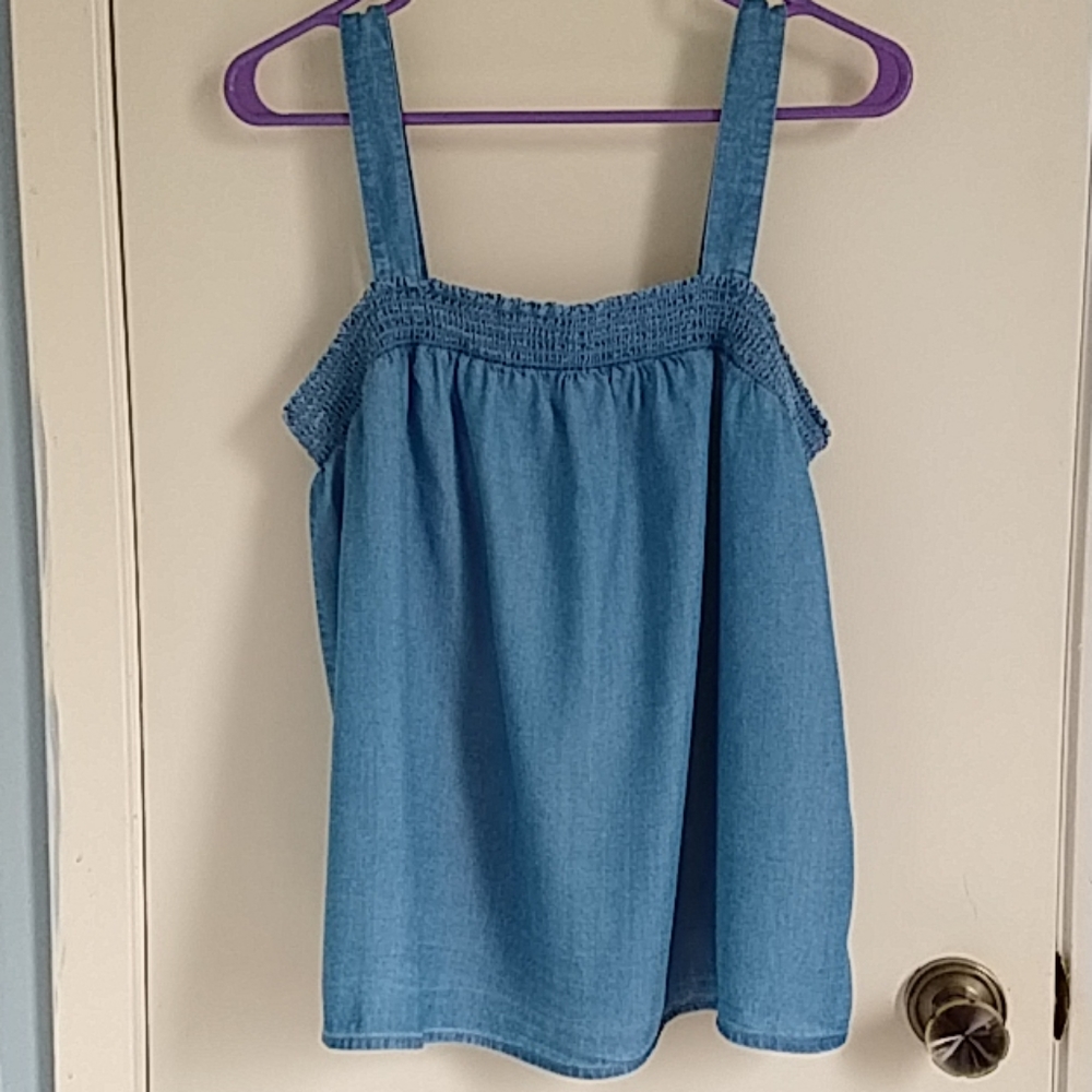 Old Navy thick strap top